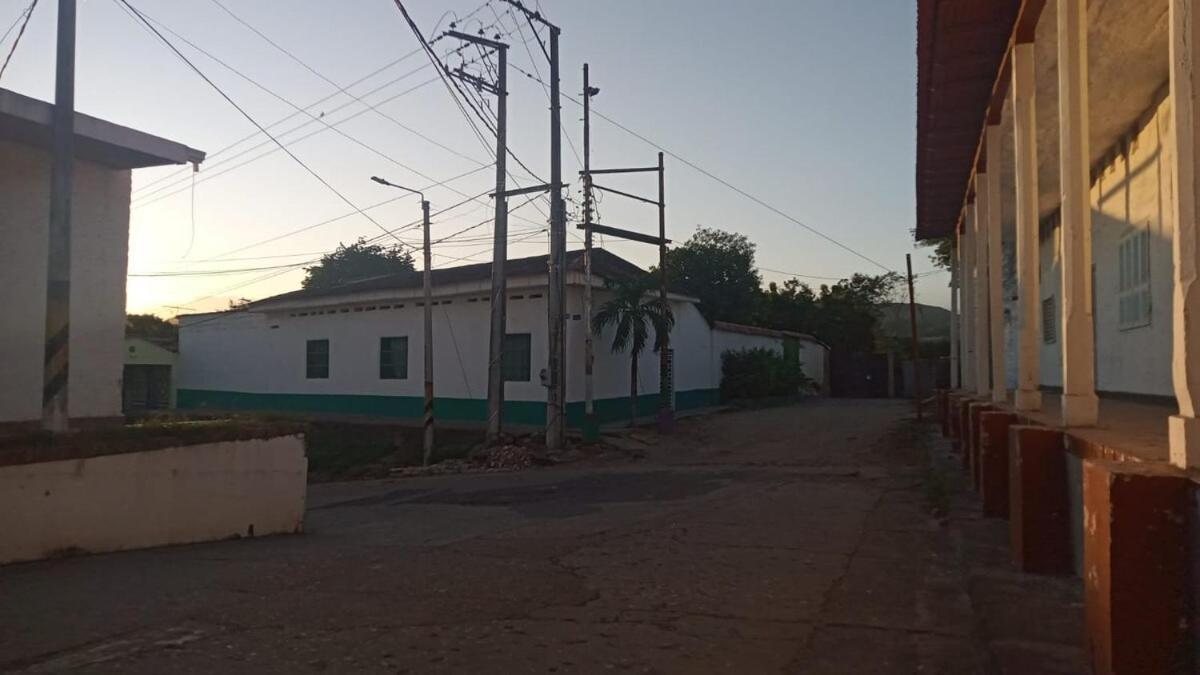 Hotel La Estacion Del Refugio Girardot Exterior foto